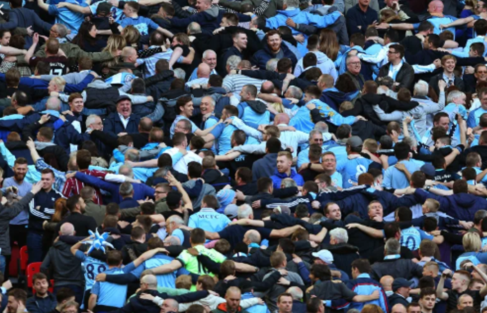 Penggemar Manchester City Mengumpulkan Dana Untuk Spanduk Anti UEFA